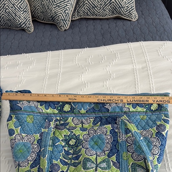 Vera Bradley Vibrant Blue and Green Quilted Tote Bag - Picture 10 of 16